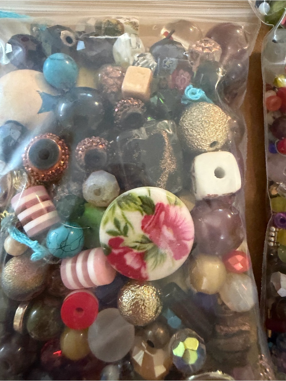 Multicolor Beads - Assorted Colors - Picture 4 of 8